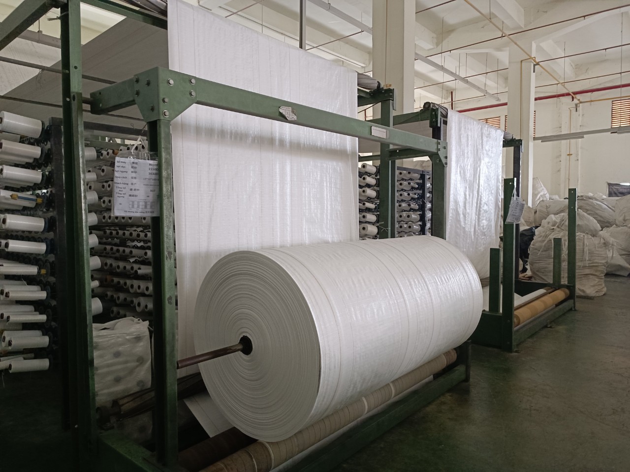 Bạt trải nền nhà màng nhà kính