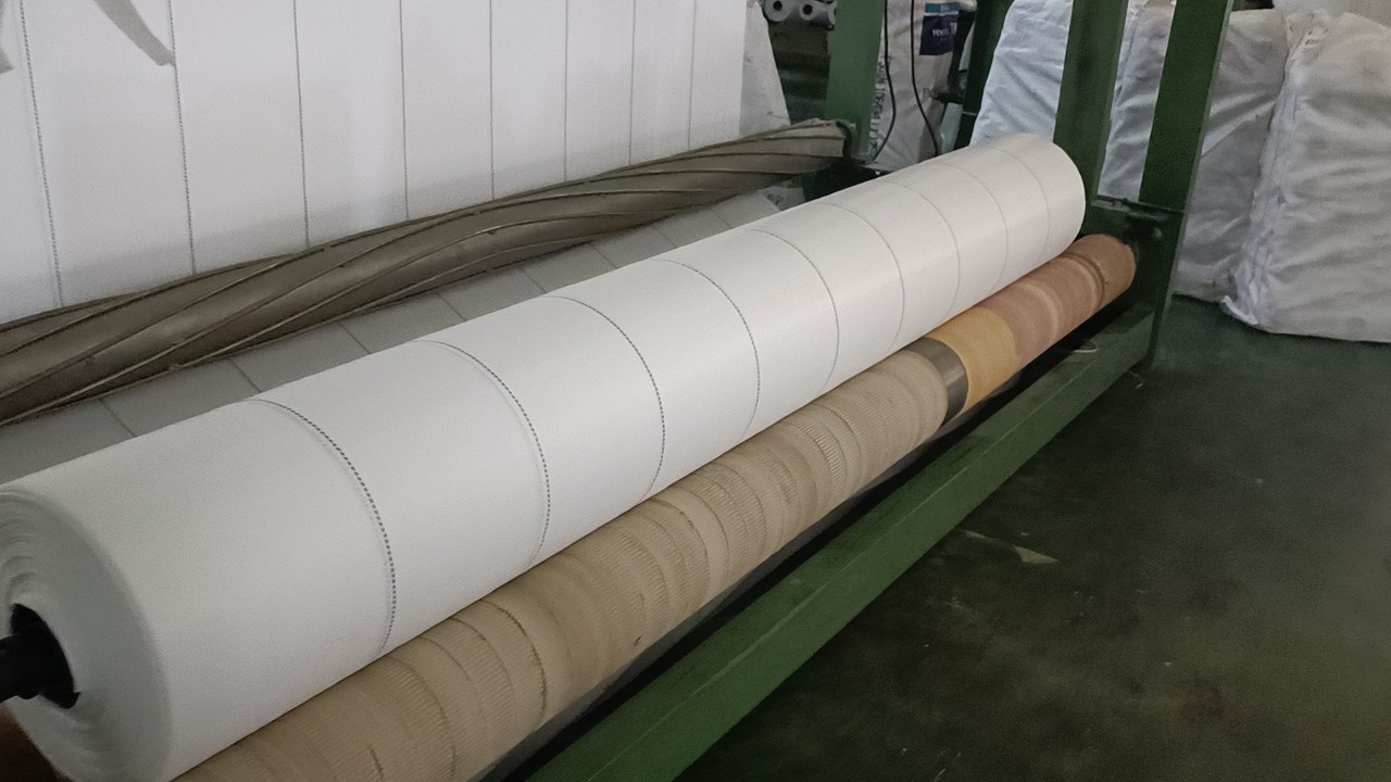 Bạt trải nền nhà màng nhà kính